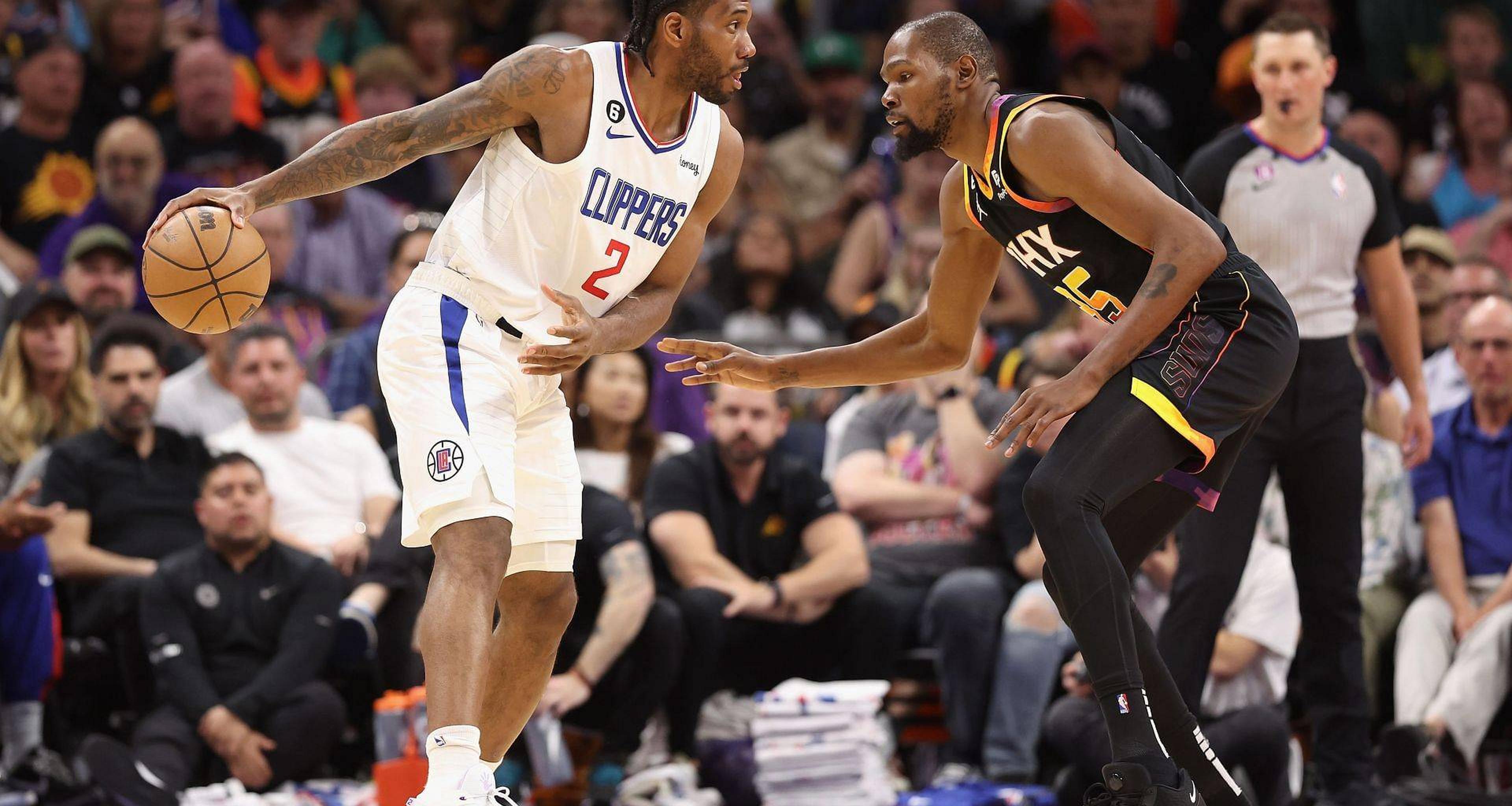 节俭！亚当斯：选秀前我尽可能多试训 因为可以收集各队的装备（亚当斯笑言节俭：选前拼命试训只为收集各队装备）