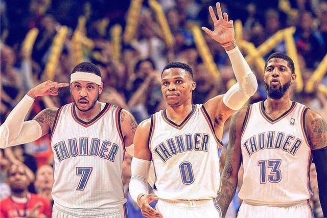 刘伟国：捧起中甲冠军奖杯很激动，明年力争在中超站稳脚跟（刘伟国：中甲夺冠令人振奋，明年力求在中超站稳脚跟）