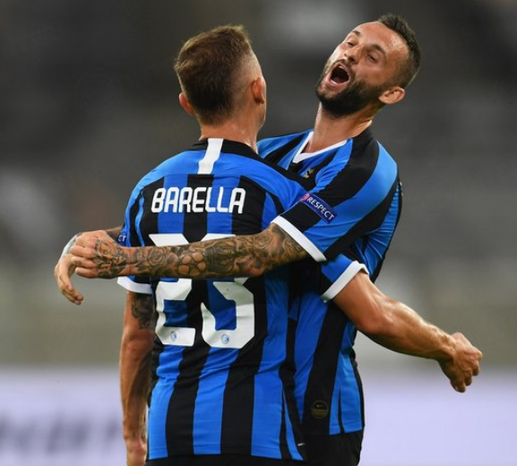 阵容齐整！雄鹿今日战活塞：字母哥&小波特等均可出战（雄鹿今战活塞：字母哥、小波特等全员可上阵）