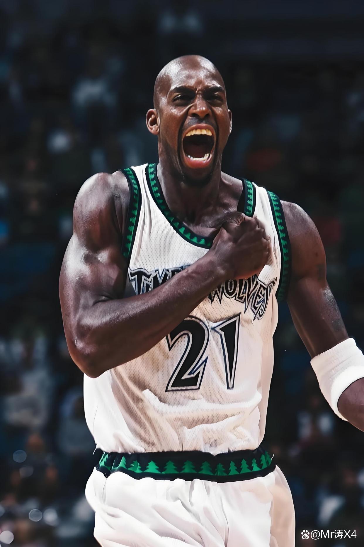 里程碑之战，麦肯尼迎来尤文生涯第200次出场（麦肯尼第200次代表尤文出场，迎来里程碑时刻）