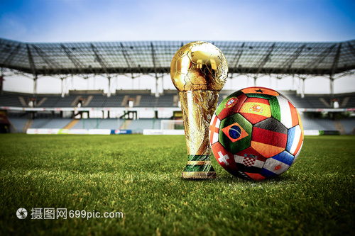 穆斯利奇：杜塞尔多夫实力远超目前排名；球队每天都付出全部（穆斯利奇：杜塞尔多夫实力与当前排名不符，球队每日倾尽全力）