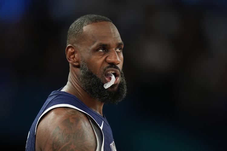 日本队锋线火力惊人（日本锋线火力爆表）