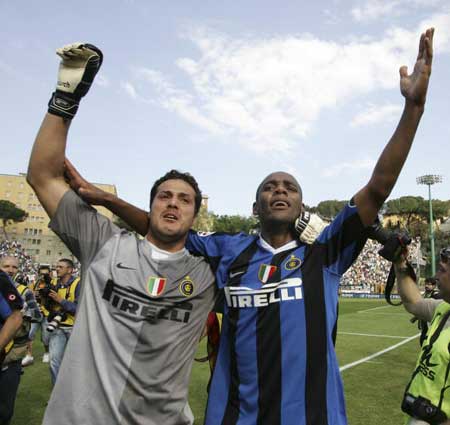 宫斗升级！萨拉赫：难以置信，我被当成替罪羊，有人不想我留下（内斗升级！萨拉赫直言：不可思议，我成了背锅者，有人不愿我留队）