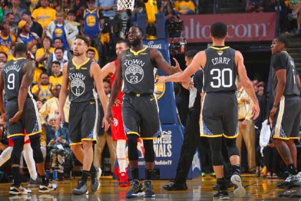 阿尔特塔：很喜欢与孔帕尼共事的时光，很高兴看到他一切都好（阿尔特塔：怀念与孔帕尼合作的日子，欣慰他近况良好）