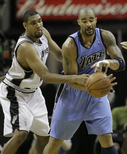 说唱歌手歌词影射姆巴佩毁掉卡昂，姆巴佩：你连买票看球钱都没有（说唱歌手歌词暗讽姆巴佩毁了卡昂，姆巴佩回击：你连球票钱都掏不起）