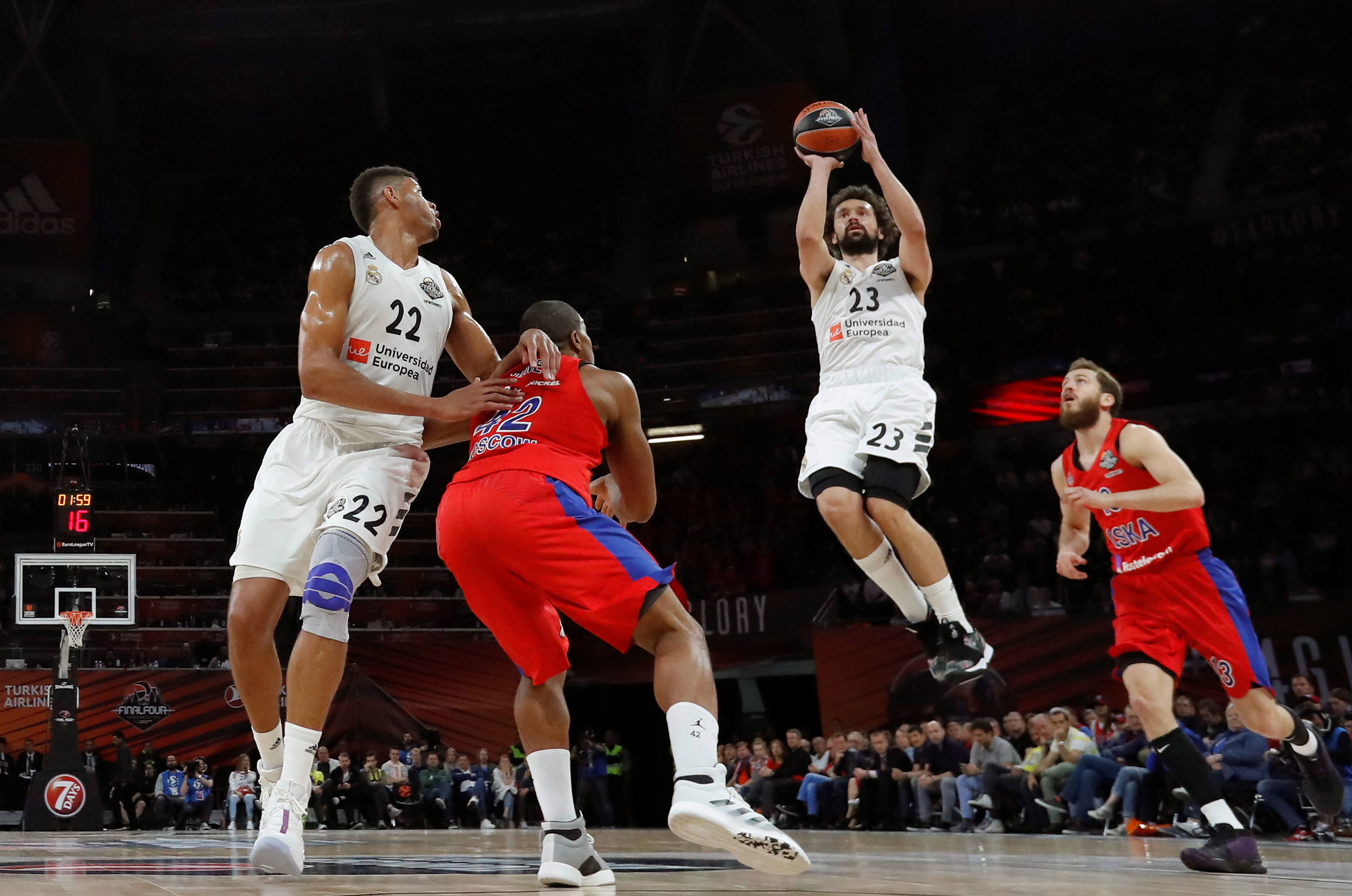 ATP总决赛 辛纳笑到最后（ATP总决赛 辛纳问鼎）