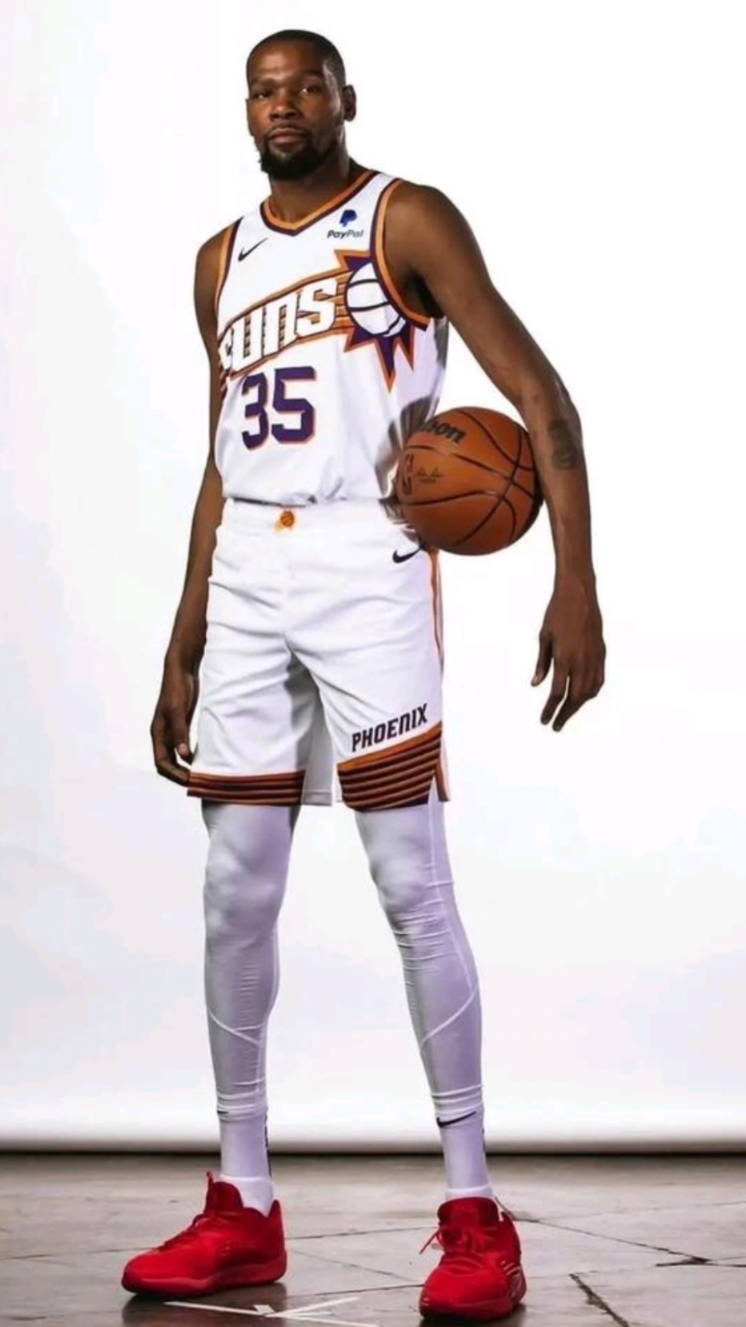 命中准绝杀三分！施罗德替补轰24+7+10（施罗德替补爆发24+7+10，末节命中准绝杀三分）