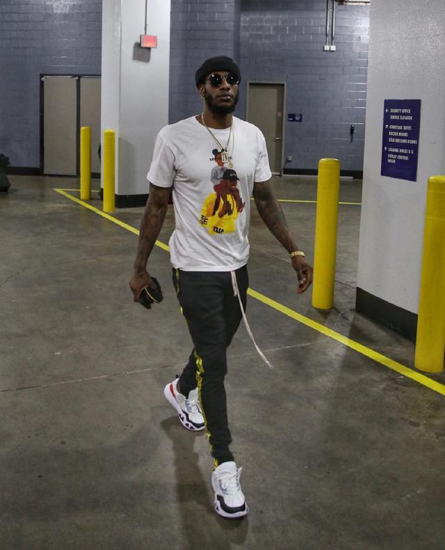 全市场：米兰正在寻找中锋，有意菲尔克鲁格和瑟洛特（据全市场，米兰寻锋瞄准菲尔克鲁格和瑟洛特）