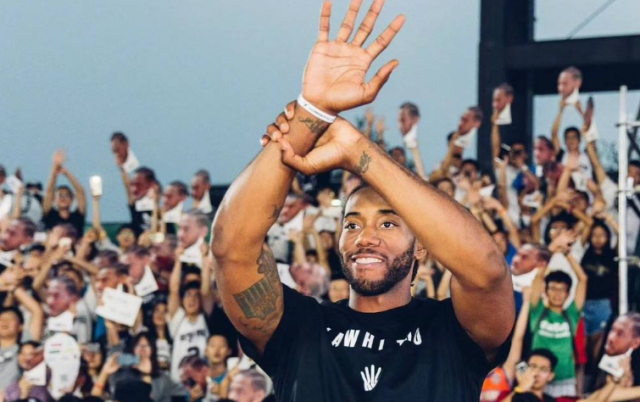 杨百翰大学22分大逆转，状元大热迪班萨轰28+9+6（杨百翰大学逆转22分劣势，状元热门迪班萨砍下28分9篮板6助攻）