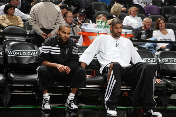 格里马尔多破门，勒沃库森队史第二次欧冠做客英格兰取得领先（格里马尔多破门，勒沃库森队史第二次在欧冠英格兰客场先拔头筹）