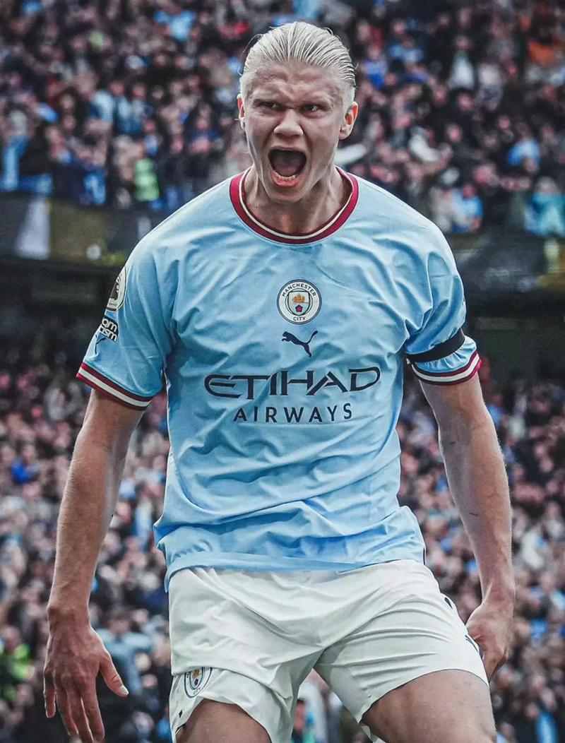 康宁汉姆空砍大三双，8次失误&关键两罚不中背锅（康宁汉姆大三双难救主，8失误+关键两罚不中成背锅点）