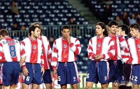 中超9／10月最佳阵容：卡扎伊什维利领衔，吴曦、吕焯毅入选（中超九、十月最佳阵容揭晓：卡扎伊什维利领衔，吴曦与吕焯毅上榜）