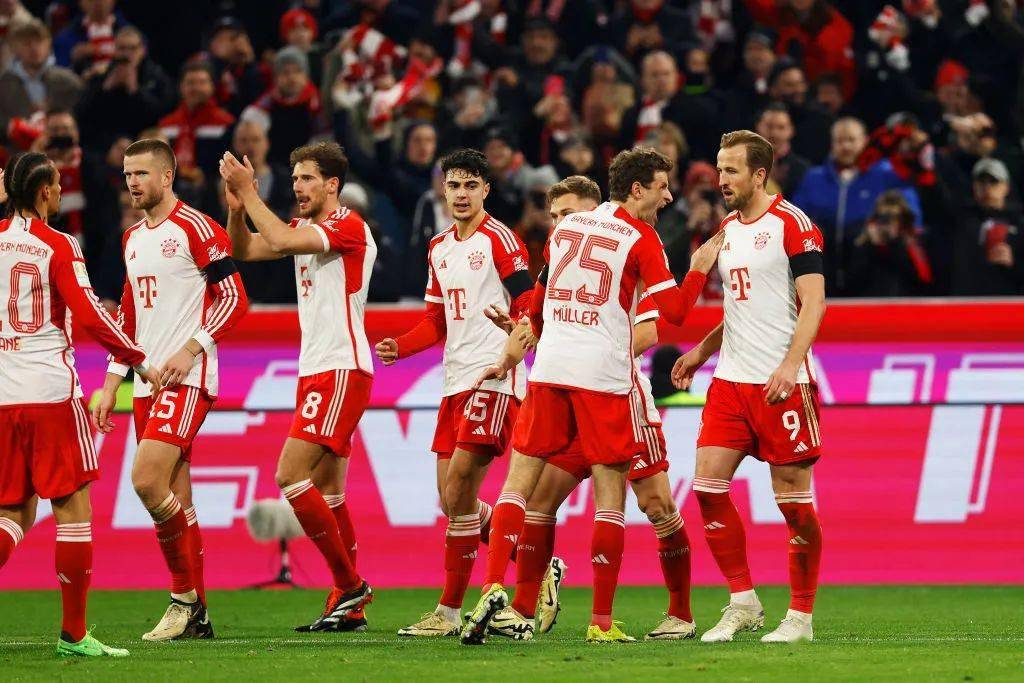 郑钦文狂揽1900万代言，伤病反弹能否满血冲2026？（郑钦文拿下1900万代言，伤病起伏后还能满血冲击2026吗？）