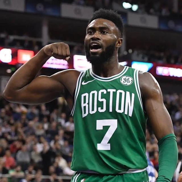 哈兰德晒与索尔斯克亚合照：知识！（哈兰德分享与索尔斯克亚合影：知识点！）